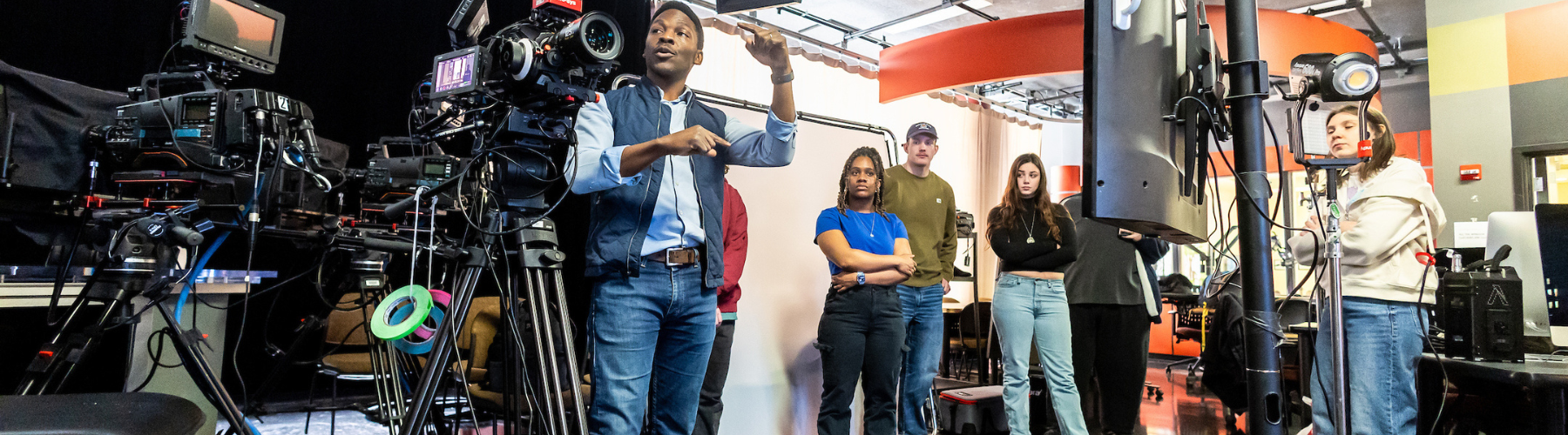 Vince Singletone and Students in SOC Studio